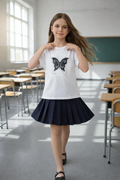 BLUEMOOR April 23 Show and Special Day Embroidery Detail T-Shirt