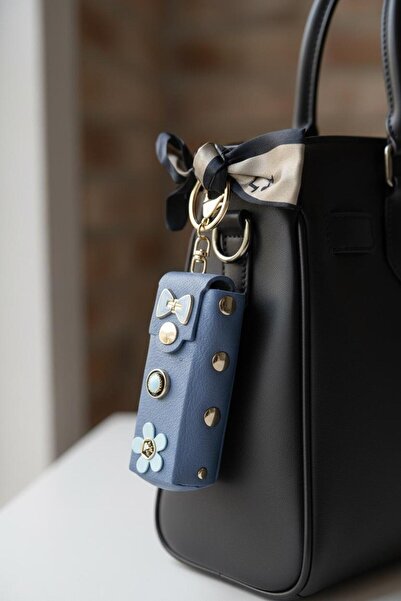 GIG حقيبة أحمر الشفاه الفاخرة بتفاصيل الفولار، إكسسوار أنيق