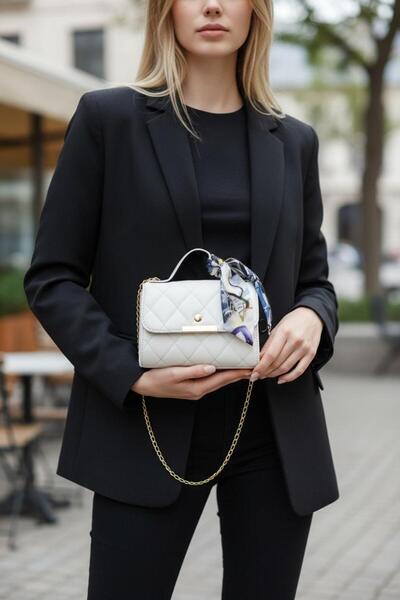 GIG Kapitone Desenli Mini Boy Gold Detaylı Zincir Askılı Kadın El ve Omuz Çan...