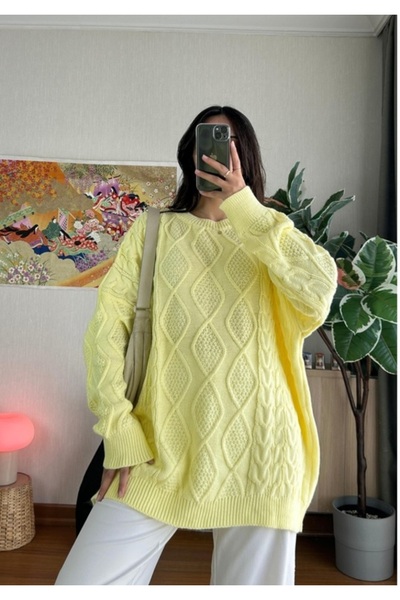 Burcia Alisa Patterned Long Knit Sweater