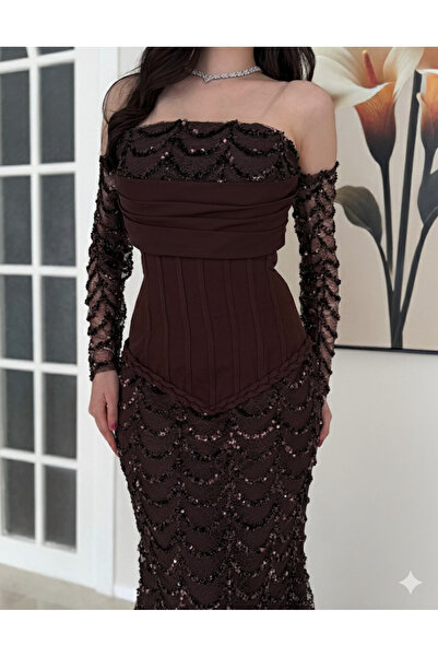 ALGOOD Off-shoulder brown dress with wavy sequin embroidery