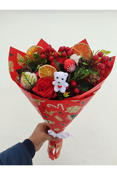 FUŞA ÇİÇEKÇİLİK Yılbaşı Temalı El Yapımı Kırmızı Kokina Buketi – Ayıcıklı, So...