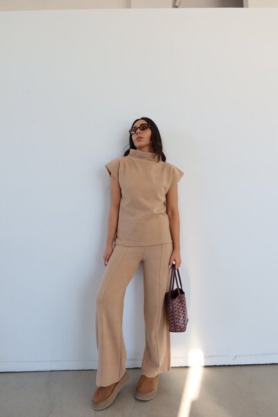 Özge Özgenç Mock Neck Sleeveless Corded Fabric Knitwear Blouse Trousers Set