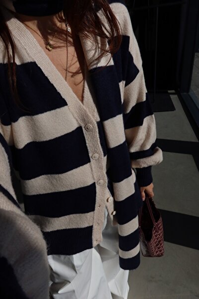 Özge Özgenç Striped Scarf Knitwear Cardigan