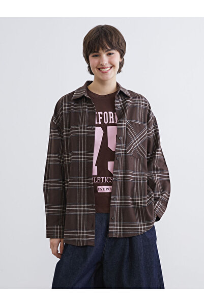 LC Waikiki Brown Plaid Oversized Crinkle Women's Shirt