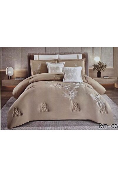 Moon Say goodbye to the summer heat with the "Bianca" royal embroidered doubl...