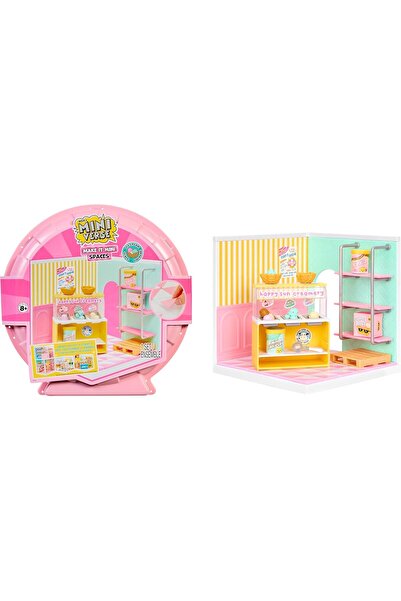 MGA's Miniverse متجر "بيلد إت ميني سبيسز" للآيس كريم والبيتزا