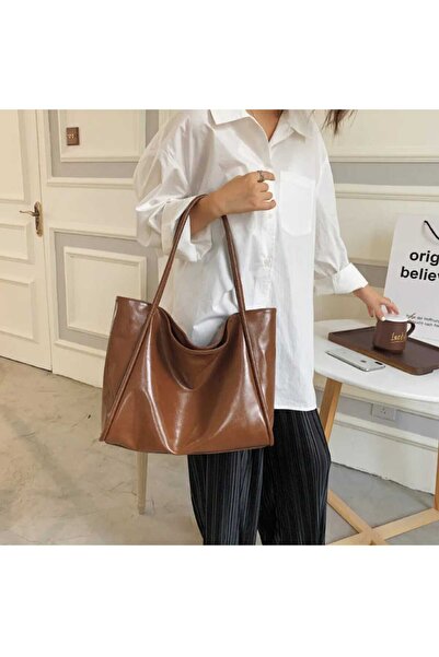 ÖZÜM TAKI Women's Large Size Shoulder and Arm Bag Brown