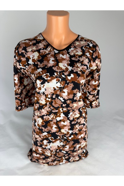 YAŞAR TRİKO Women's Black U-Neck Short Sleeve Floral Pattern Slit Woven Visco...