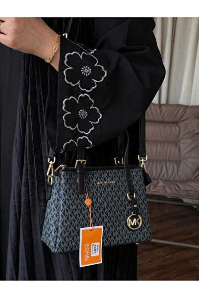 GGGG Elegant, high-quality women's shoulder bag with all accessories