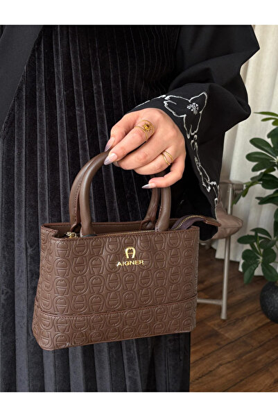 GGG Elegant, high-quality women's shoulder bag with all accessories
