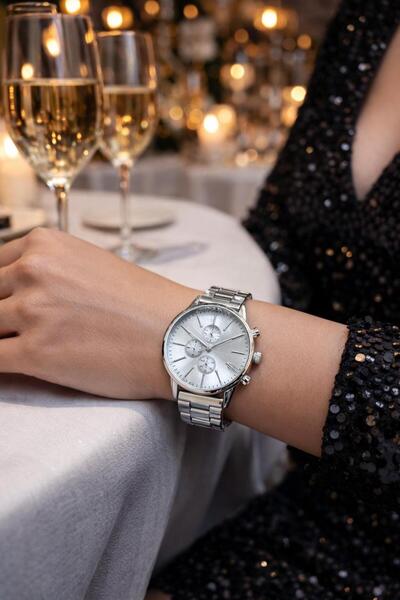 LOOQ Roma Rakamlı Şık Kadın Kol Saati