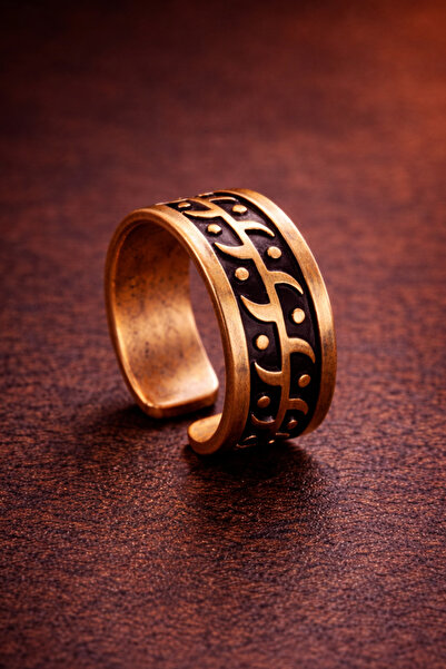 İyyaKee Erkek Bakır Yüzük Üstü Desenli Otanik Model Ayarlanabilir Erkek Yüzük