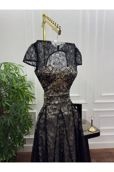 ZAYNAFASHIONSA "Noir Vintage" dress