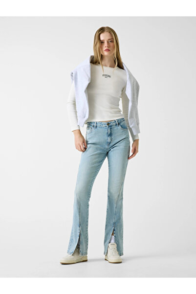 Guess Gj Long Sleeve Crew Neck Embroidered Slim Fit Women's Cream Top W6Rp22K...