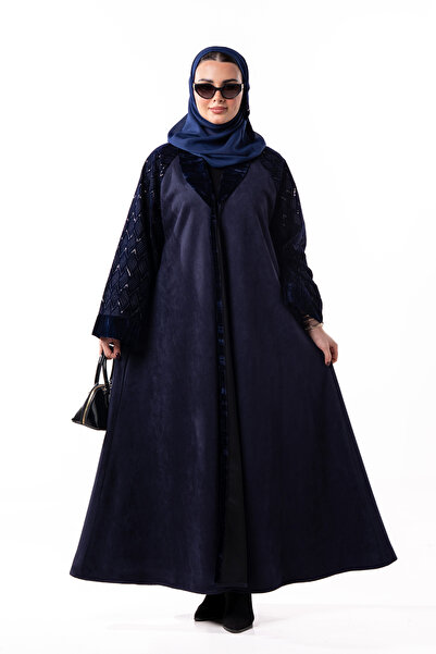 Hasnaa Abaya Dalia's winter abaya in navy blue