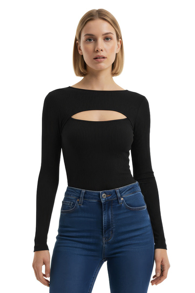 NERTH STYLE Low-Cut Combed Cotton Blouse T-Shirt