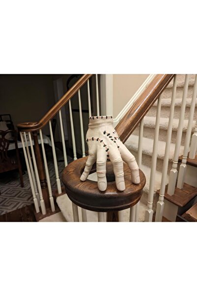 Commitra Wednesday El Figürü