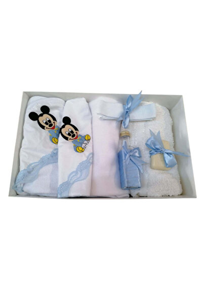 OBSIDION Ειδικό σετ βάπτισης 7 τεμαχίων, κεντημένο - ανοιχτό μπλε Μίκυ