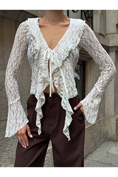 sportiness Flounce Detailing Lace Blouse with Ruffled Trim