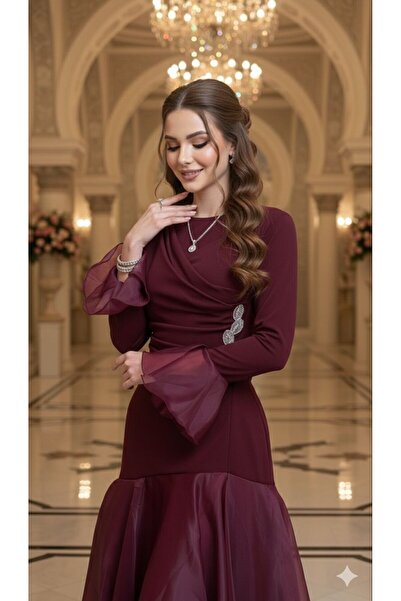 NARCISSUS FASHION dress with flared sleeves