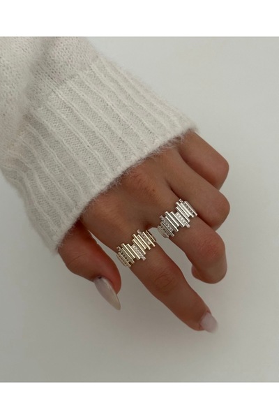 AychaAksesuar خاتم ذهبي اللون بتصميم متعرج مع أحجار صغيرة قابلة للتعديل