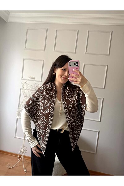 CHARMLUCKY Ethnic Patterned Triangle Shawl