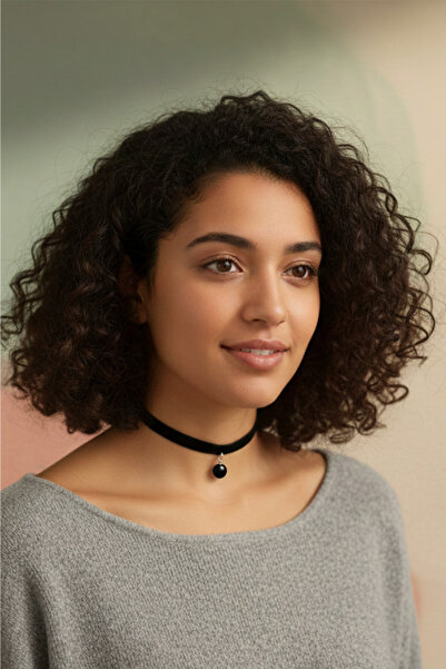 shop Siyah Kadife Choker Kolye - Sallantılı Siyah Top Uçlu Boyunluk - Minimal...