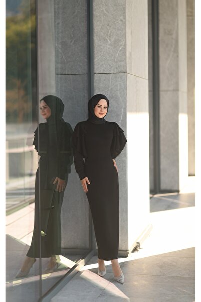 By Atelier Βραδινό φόρεμα με βολάν Vera Black Sleeves