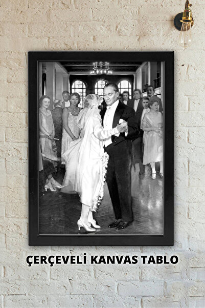 Atika Atatürk Dans Ederken / Çerçeveli Kanvas Kumaş Tablo (30x40 cm)