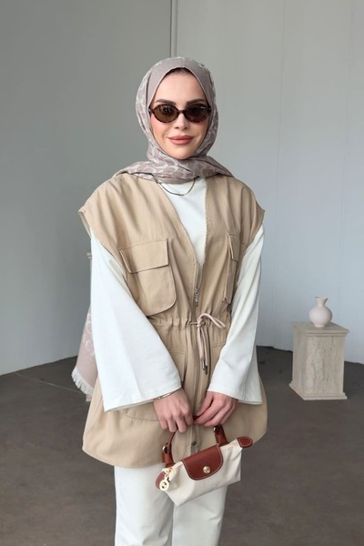 Kübra Aydıns Gabardin Yelek-Bej