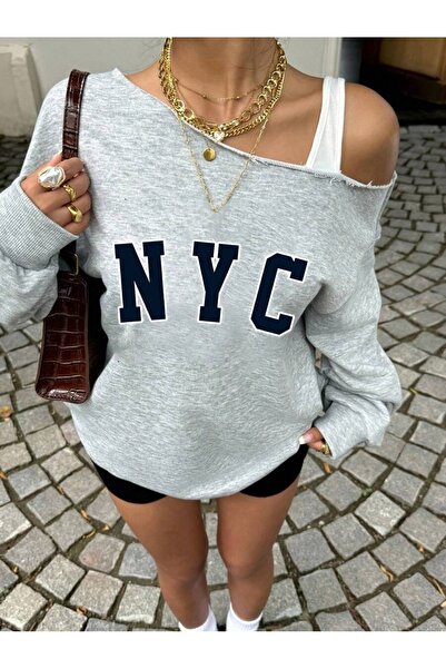 OVER HEAD سويت شيرت نسائي من Nyc مطبوع برقبة قارب قصة فضفاضة