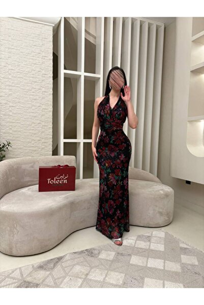 TOLEEN Eileen's dress is floral