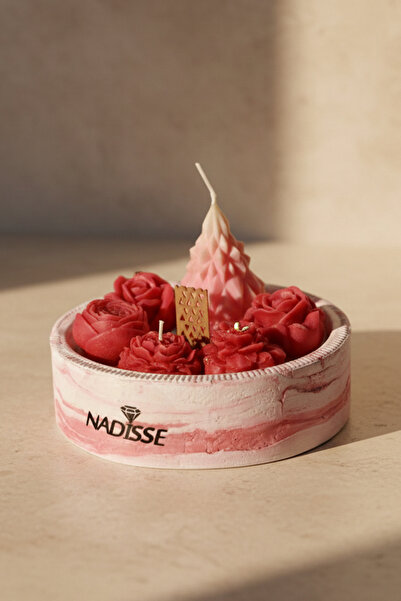 Nadisse El Yapımı Gül Detaylı Dekoratif Mum – Özel Tasarım Kokulu Mum | Ev & ...