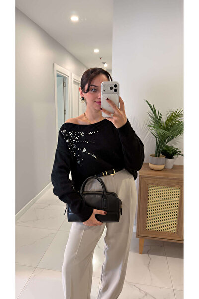 BİRCANÇİL Nonre Black Shoulder Detail Knitwear