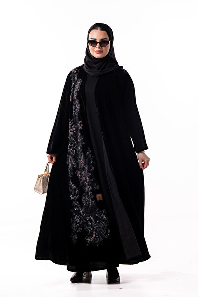Hasnaa Abaya Cloud abaya in winter velvet