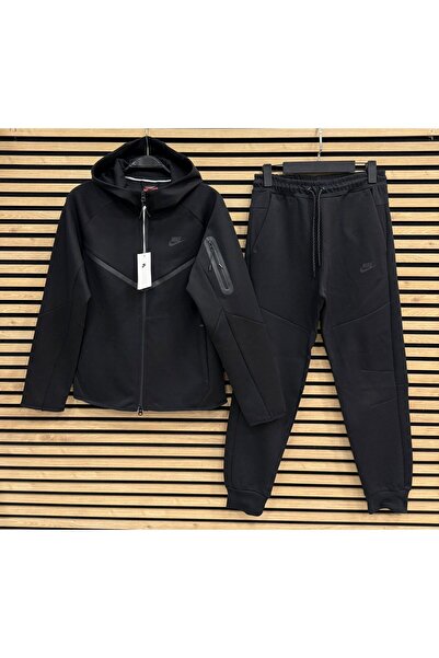 Nike Men's tracksuit-Tech-shirt and pants