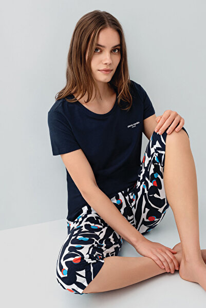 Pierre Cardin Women's Navy Blue Capri Suit