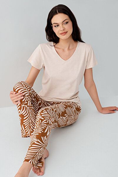 Arnetta Women's Cream Pajama Set