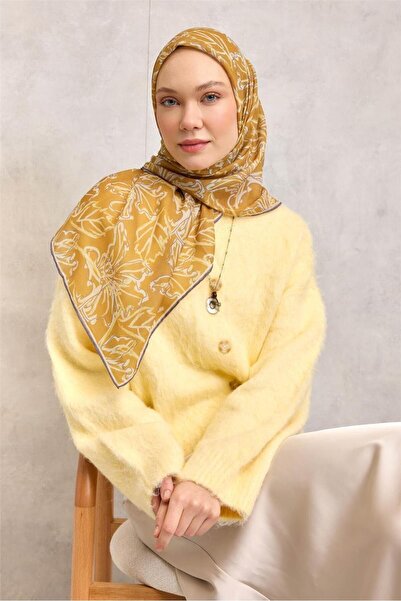 Silk Home وشاح ناعم من القطن والبوليستر بلون الخردل مع نمط زهرة الزنبق باللون...