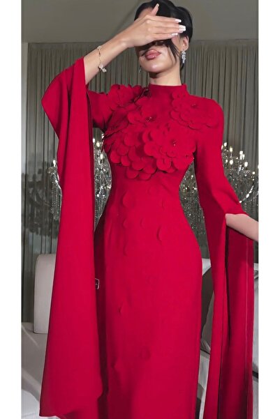 Masha Mashaeil ~ The material is Barbie, you have a rose on the chest, for a ...