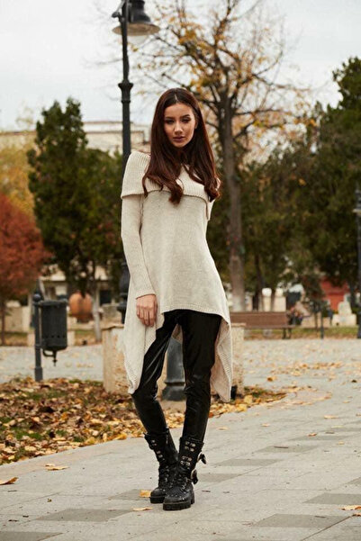 AndraRose Styles Asymmetric Off-Shoulder Sweater - Cream