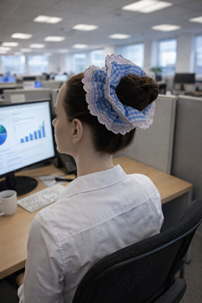 OIA Atelier Two-Dimensional Checkered Maxi Size Elastic Hair Clip