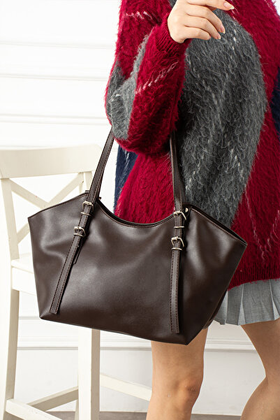 Valu Accessorize Women's Buckle Detailed Zippered Oval Shoulder and Shoulder ...