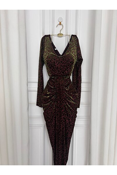 Rizwan01 Olive green dress with velvet patterns