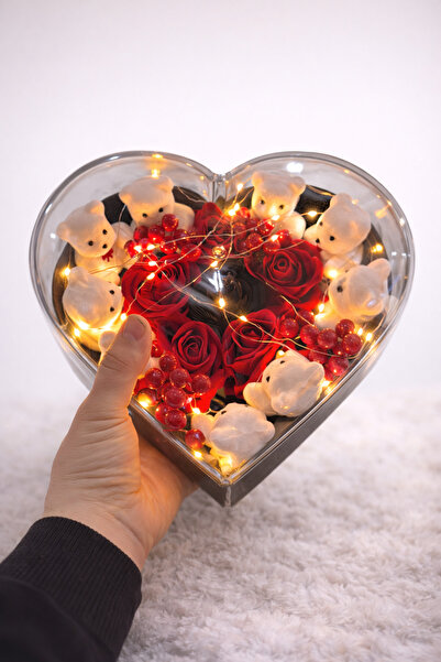 U&A Gift house Led Işıklı Kalp Cam Kutuda Ayıcık & Kırmızı Güller