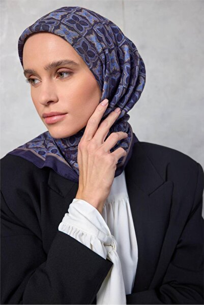 Silk Home وشاح فيسكوز فيلورا بنقش البرسيم باللون الأزرق الليلي مقاس 90×90