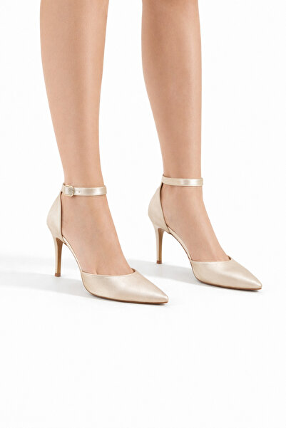 CRAFT MODA Дамски обувки с тънък ток, заострени върхове и каишка около глезена