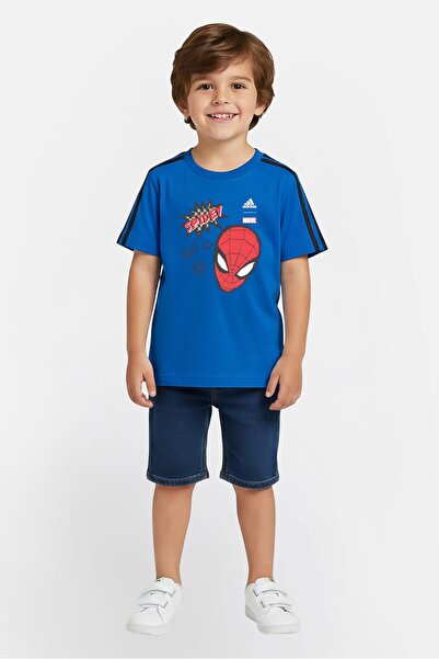 adidas تيشيرت قصير الأكمام مطبوع عليه رسومات مارفل للأطفال الصغار، أزرق