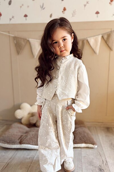 miabambim Set de pantaloni vestă cu detalii de broderie Vizon